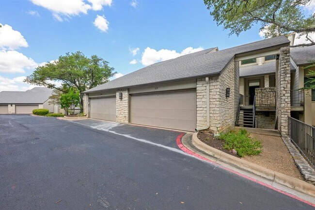 Building Photo - 1520 Ben Crenshaw Way