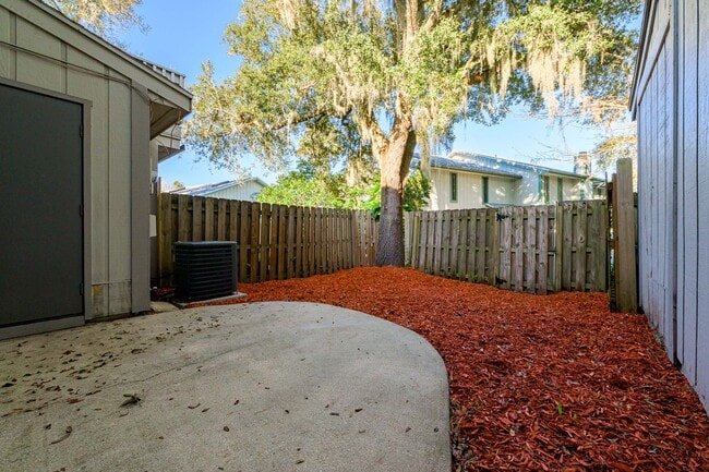 Photo - 5 Oakwood Park House