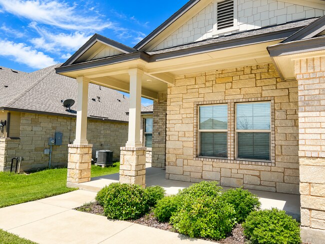 Foto del edificio - Available for Move-in June 10th!