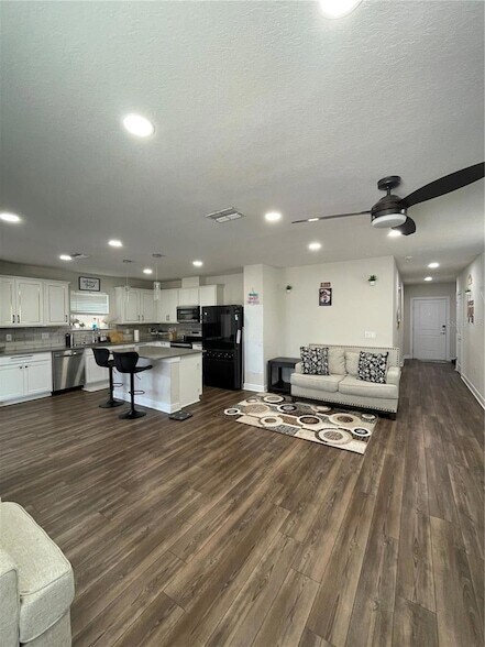Foto del edificio - 30543 Thunderbird Dr