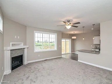 Foto del edificio - 9684 Turnpoint Dr