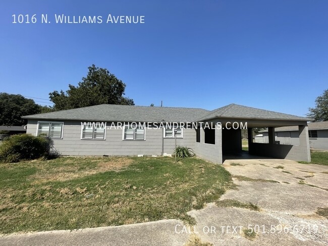 Building Photo - 1016 N. Williams Avenue | $1095 | 4 beds, ...