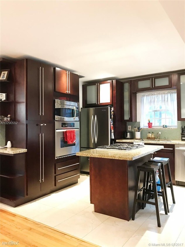 Foto del edificio - 2495 SW 21st Ter