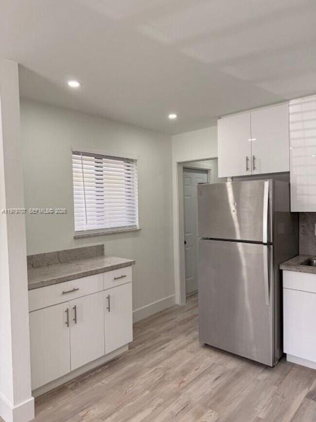 Foto del edificio - 3609 SW 27th St