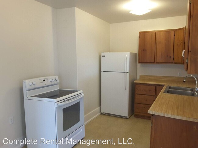Building Photo - 2 br, 1 bath House - 819 W 16th