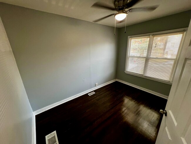 Foto del edificio - 6844 S Wood St
