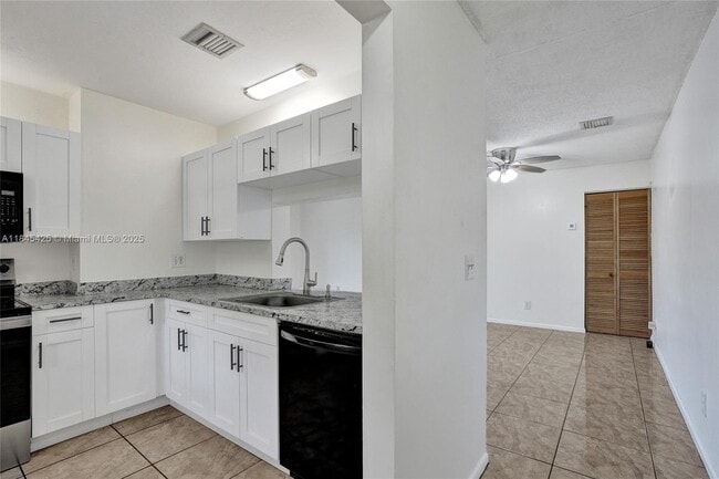 Building Photo - 3515 NW 94th Ave
