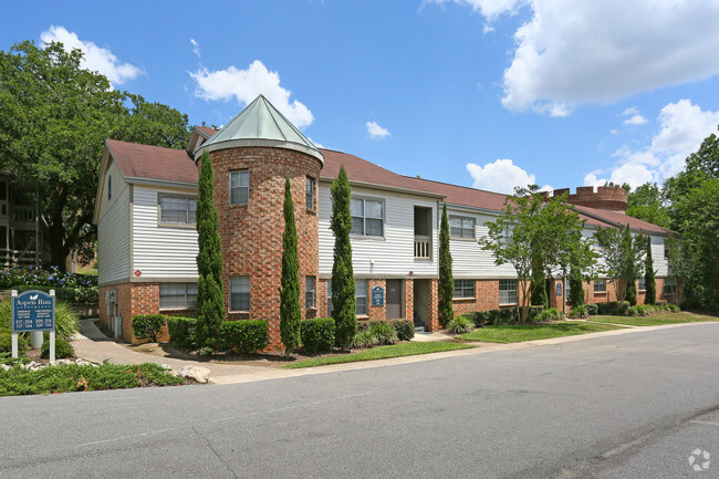 Building Photo - Aspen Run I and II