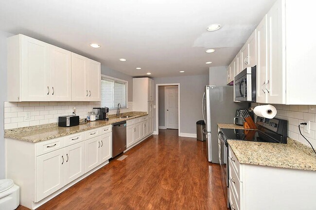 Foto del edificio - 800 S Moore Rd