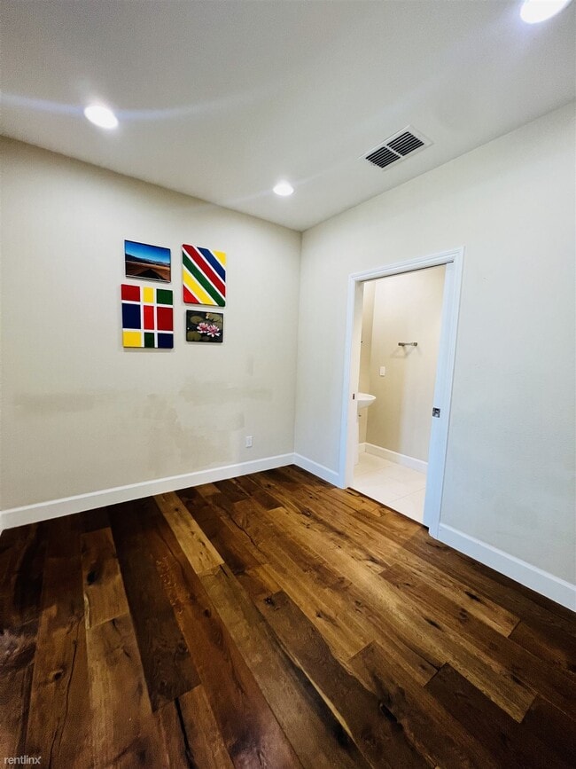 Building Photo - 4 br, 2.5 bath House - 5840 West Las Posit...