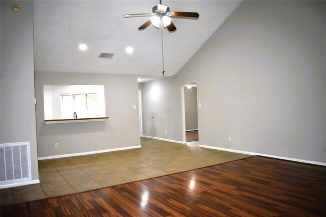 Building Photo - 19423 Indian Grass Dr