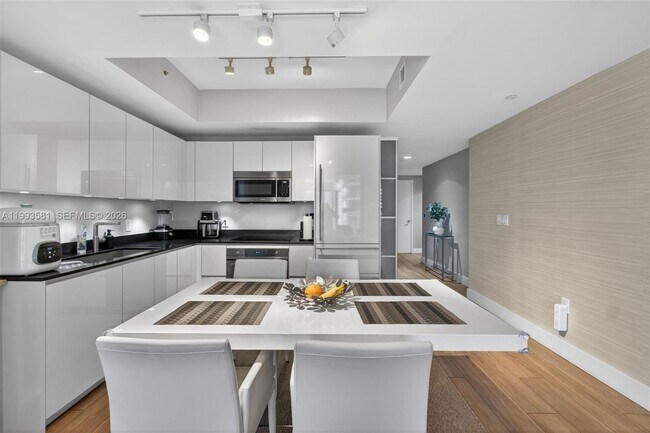 Foto del edificio - 1010 Brickell Ave