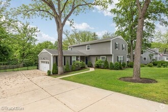 Building Photo - 309 White Oak Dr