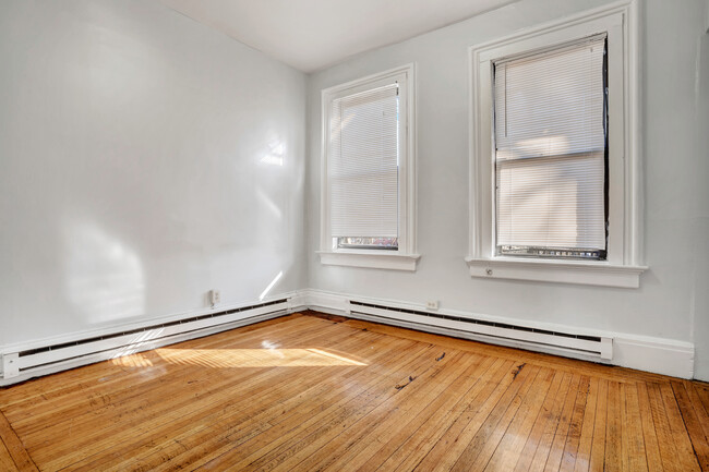 Foto del edificio - 33 Howe St