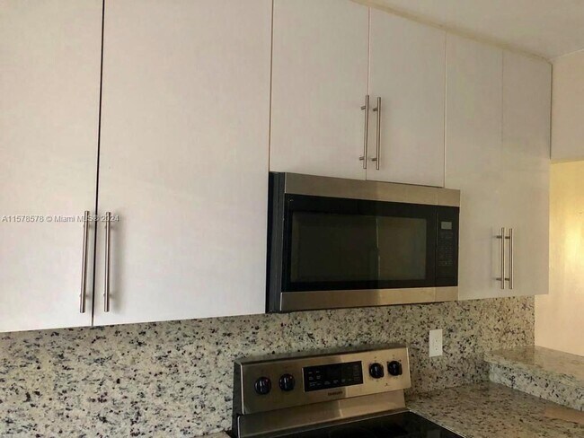 Foto del edificio - 2521 Pierce St