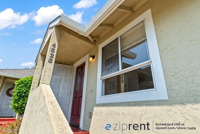 Building Photo - 2 br, 1 bath House - 4321 Everett Ave, Oak...