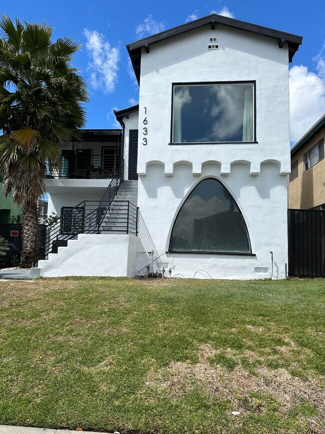 Foto del edificio - 1633 S Highland Ave