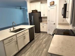 Building Photo - 10043 Campanula Ct