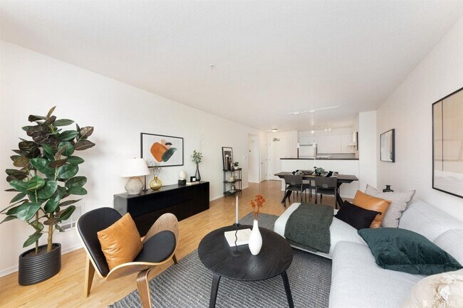 Building Photo - 1BD/1BA Condo at Oceanview Village - Close...