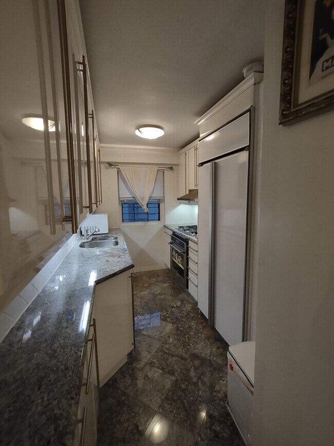 Foto del edificio - 1401 Ocean Ave