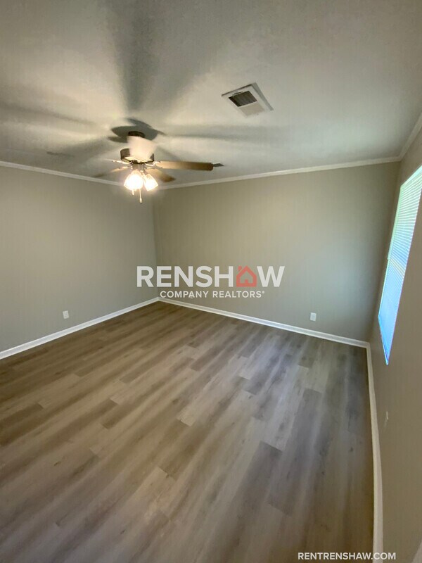 Foto del edificio - 1221 S Lexington St