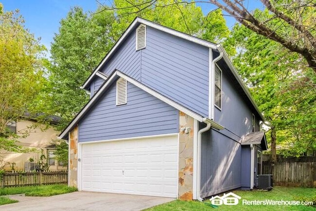 Building Photo - Unique Home in Snellville