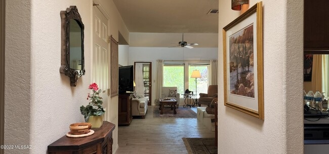 Building Photo - 7601 N Calle Sin Envidia