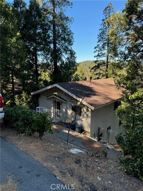 Foto del edificio - 24058 Cresta Dr