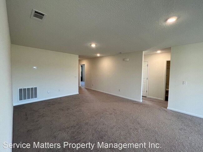 Building Photo - 4 br, 2 bath House - 4343 Jitterbug St