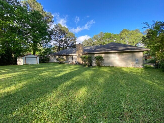 Foto del edificio - 5075 Riverwood Cir - NE Jackson