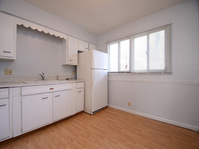Foto del edificio - 3520 Webster St