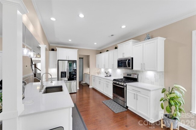 Building Photo - 9312 Ardrey Woods Dr
