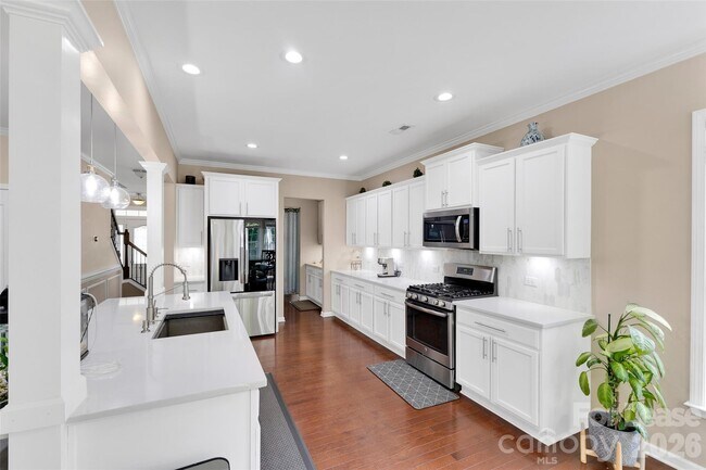 Foto del edificio - 9312 Ardrey Woods Dr