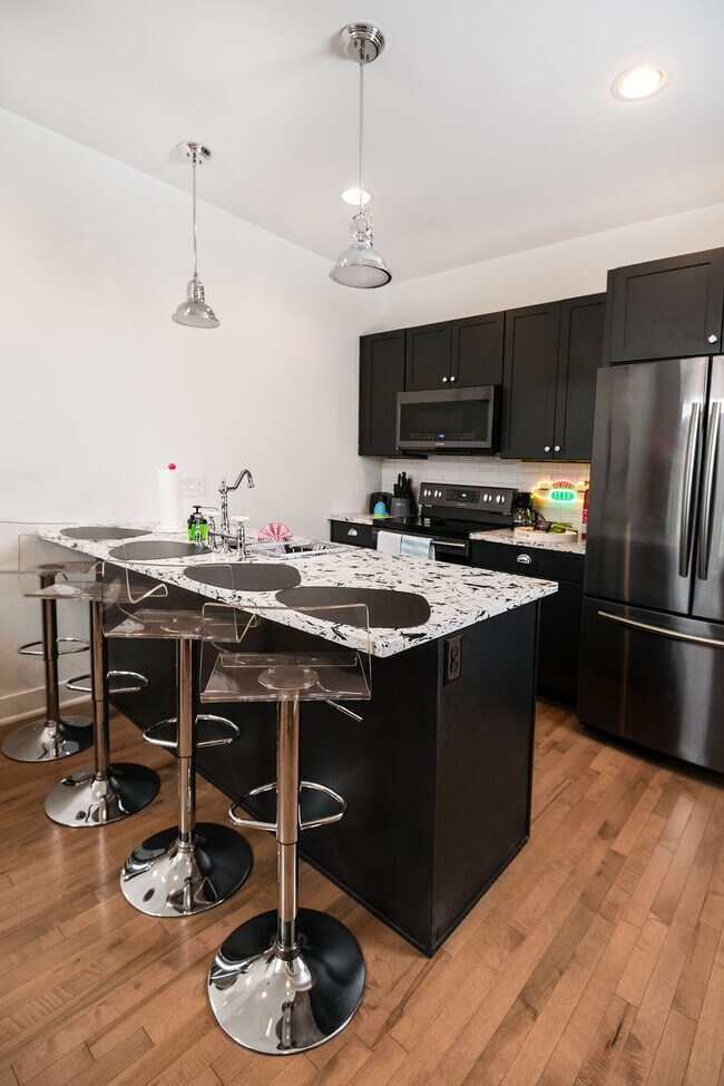 Building Photo - 1217 N Hancock St