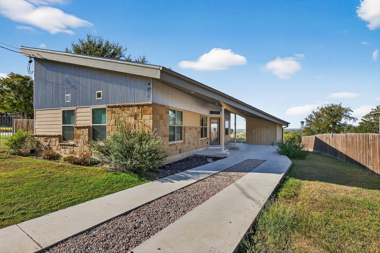 Foto principal - 4305 Oak Park Dr