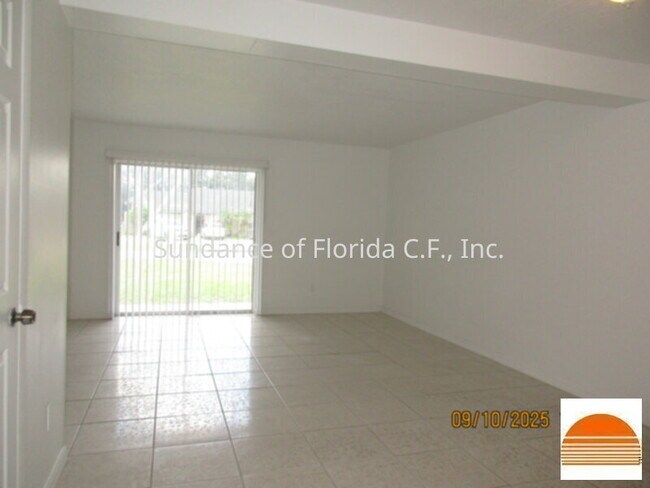 Foto del edificio - Available NOW