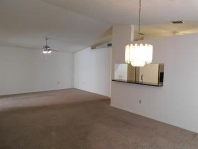 Building Photo - 2233 Lake Arbor Blvd