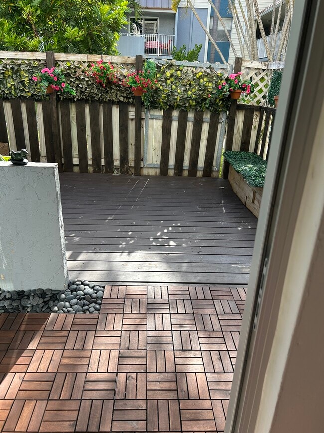 Photo - 4600 SW 67th Ave Apartment
