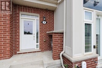 Building Photo - 22-22 Spring Creek Dr