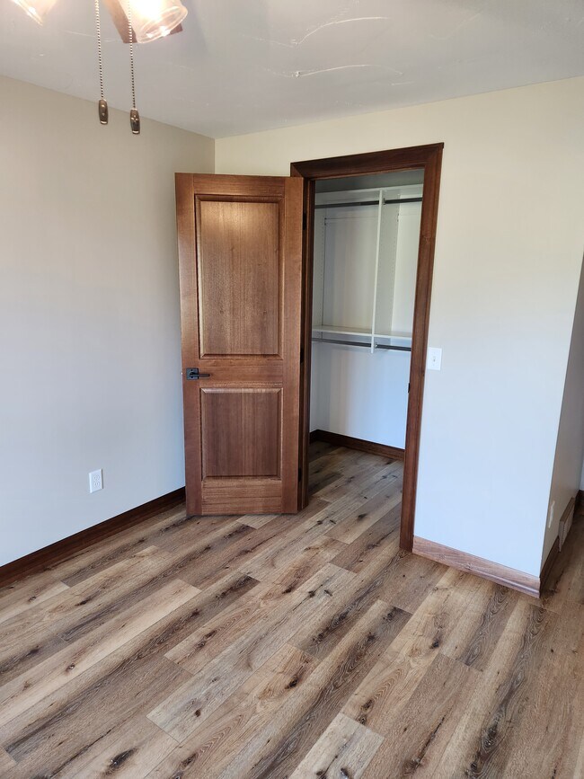 Building Photo - 5506 W Vision Cir