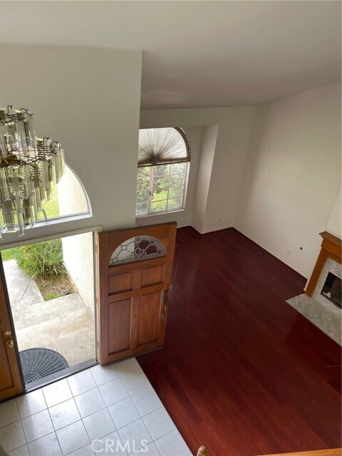 Foto del edificio - 8042 Whitmore St