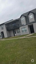 Building Photo - 40468 W Hernandez Ave