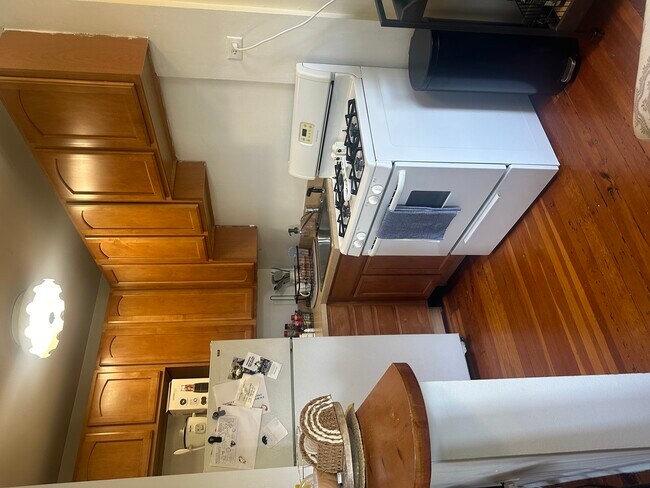 Foto del edificio - 644 W Wrightwood Ave