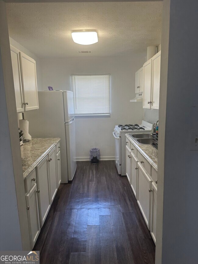 Foto del edificio - 1173 Moton Ave SW