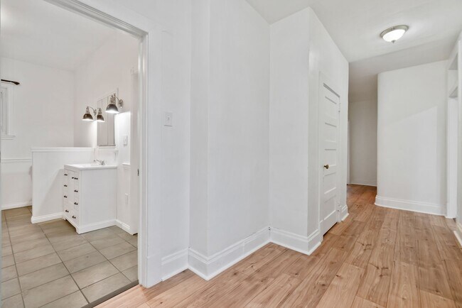 Foto del edificio - 1528 Ridge Ave