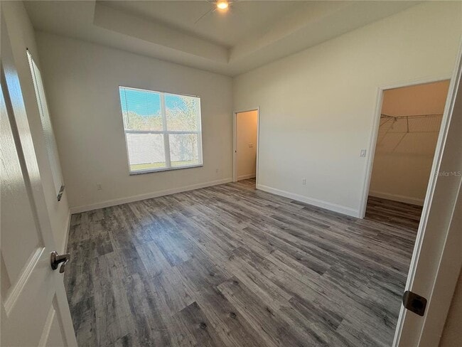 Building Photo - 5 Rosecroft Ln