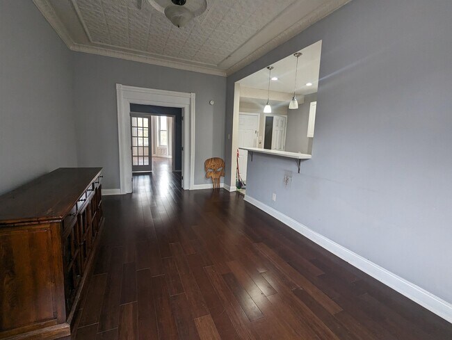 Building Photo - 262 Woodlawn Ave