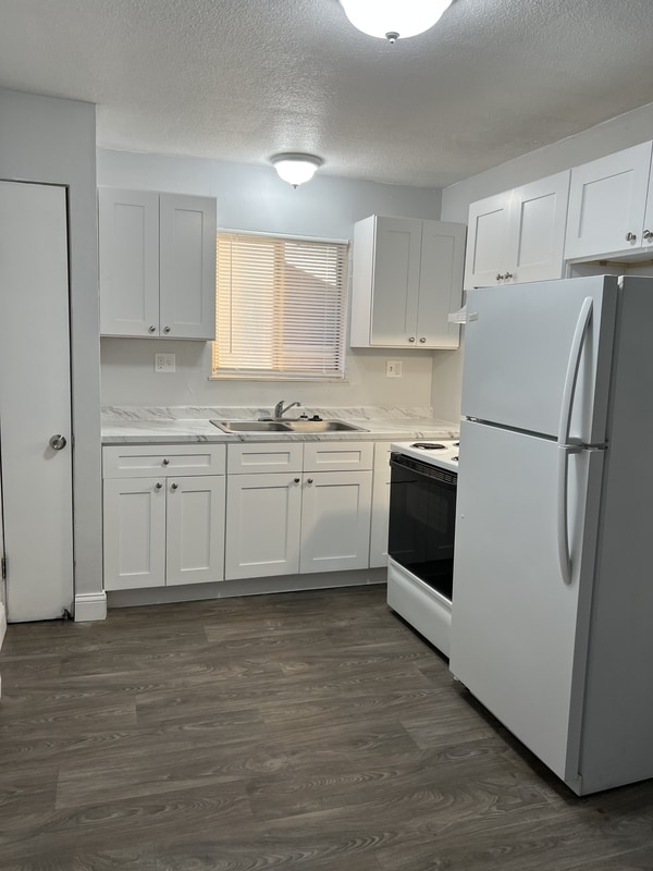 Building Photo - 5798 Howe Rd