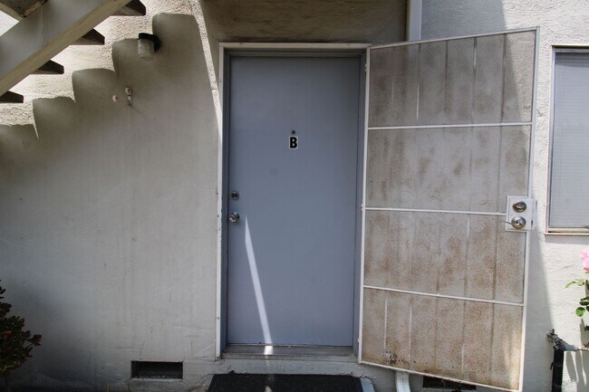 Foto del edificio - $3095 - Cozy 2/1 in the heart of Downtown San Jose