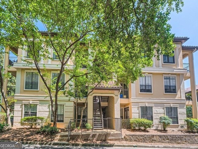 Foto del edificio - 3777 Peachtree Rd NE